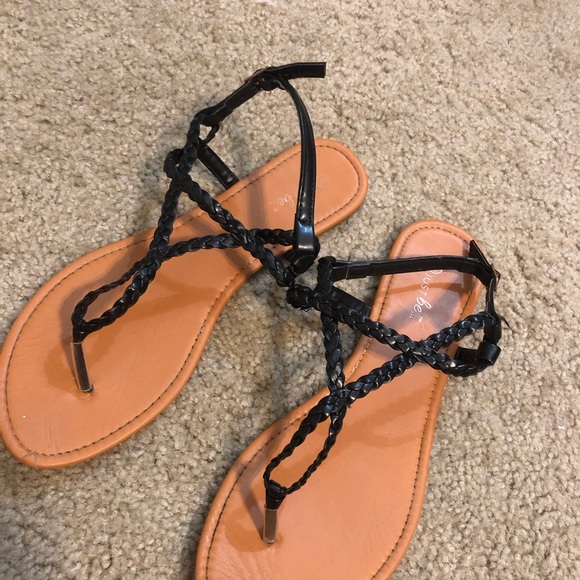 Sandals - Picture 2 of 3